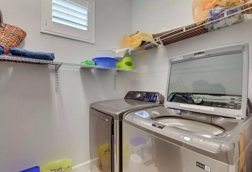 Port Charlotte Home: Heated Pool, Screened Lanai!