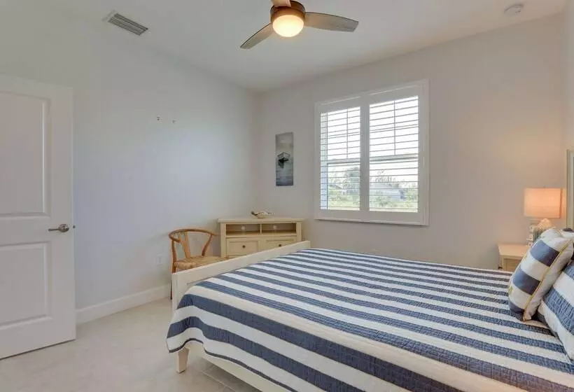 Port Charlotte Home: Heated Pool, Screened Lanai!