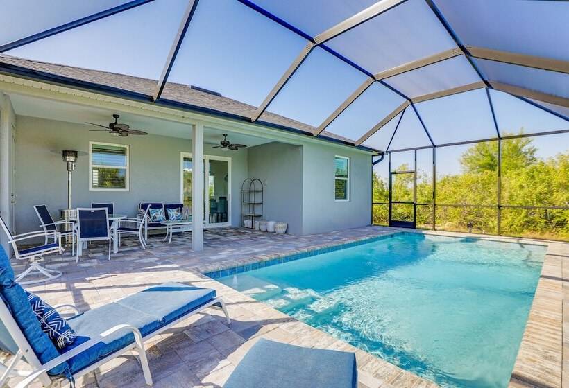 Port Charlotte Home: Heated Pool, Screened Lanai!