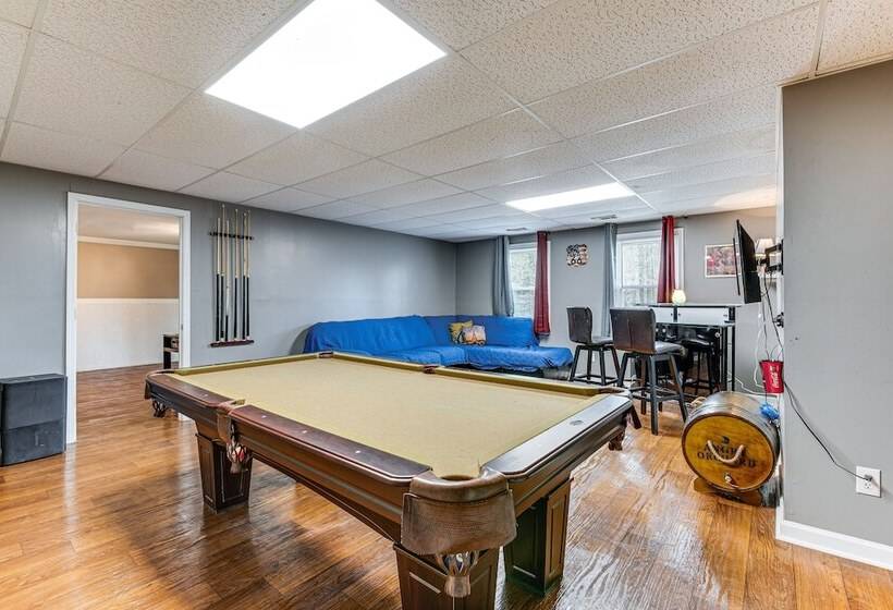 Powder Springs Home W/ Game Room & Community Pool!