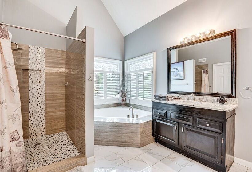 Powder Springs Home W/ Game Room & Community Pool!