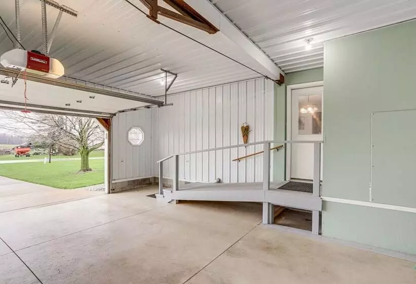 Quiet Greenwich Home W/ Pool + Screened Porch!