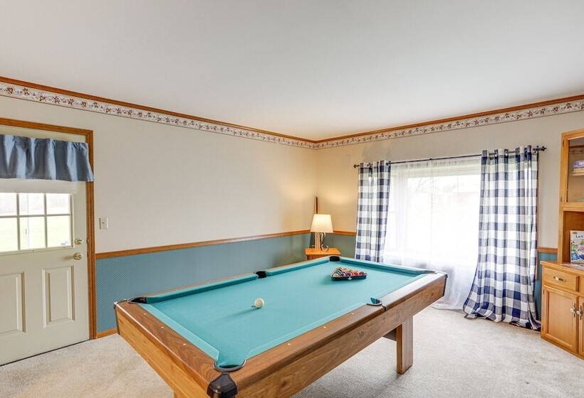 Quiet Greenwich Home W/ Pool + Screened Porch!