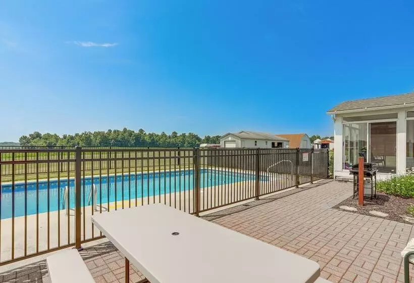 Quiet Greenwich Home W/ Pool + Screened Porch!