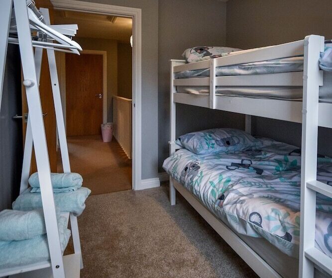 住所 Immaculate 3 Bed House In Newcastle