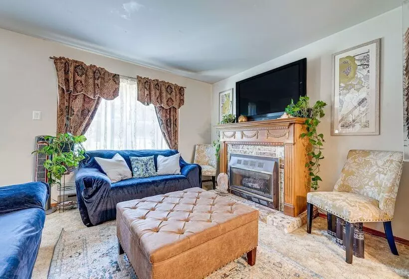 Tobyhanna Home W/ Fire Pit: 1 Mi To Lake Carobeth!