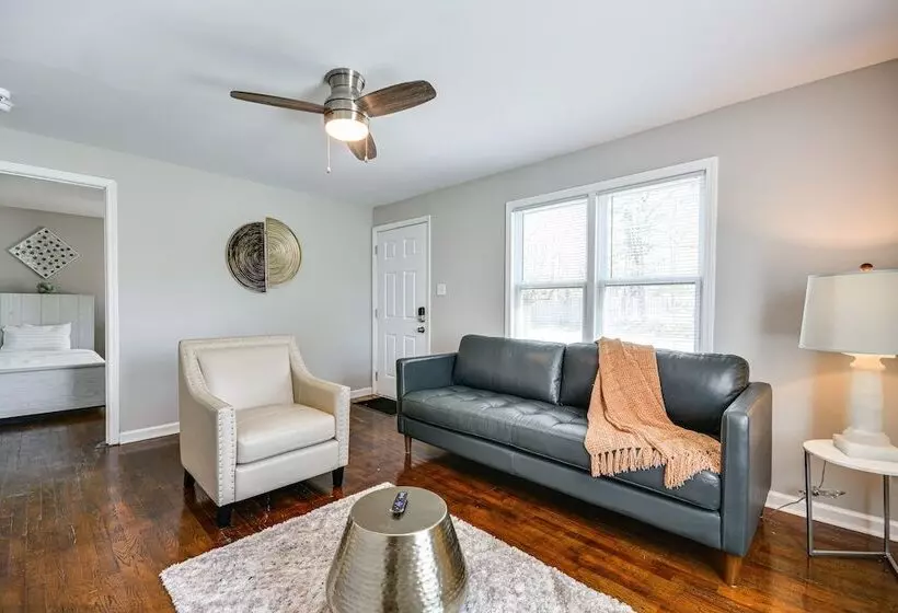 Updated Jamestown Home   5 Mi To Hpu!