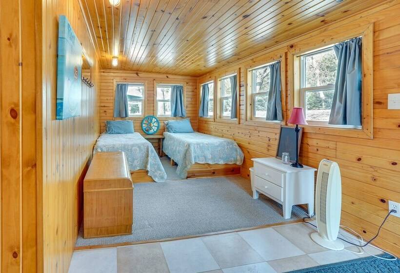 Waterfront Crofton Cabin   Boat Dock & Fire Pit!