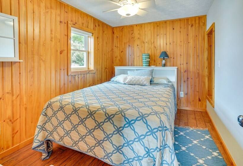 Waterfront Crofton Cabin   Boat Dock & Fire Pit!