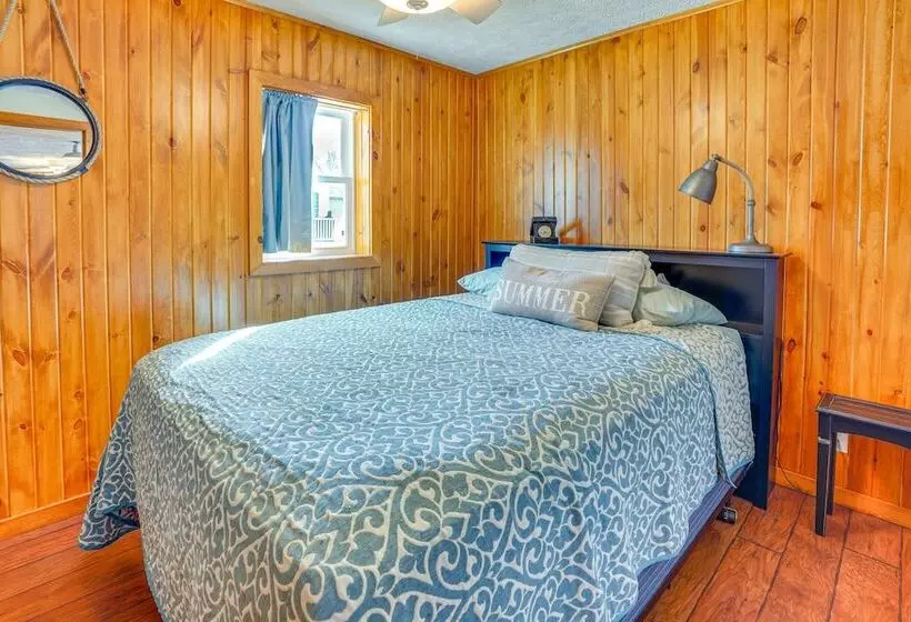 Waterfront Crofton Cabin   Boat Dock & Fire Pit!