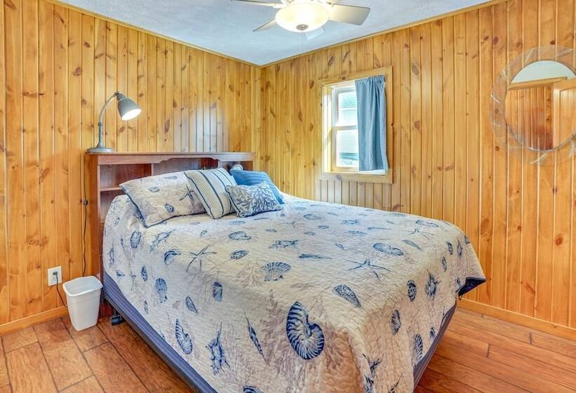 Waterfront Crofton Cabin   Boat Dock & Fire Pit!