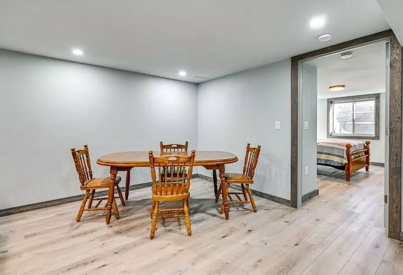 Wausau Home W/ Yard: 1 Mi To Granite Peak Ski Area