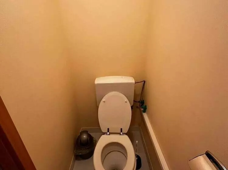 Wg Hostel