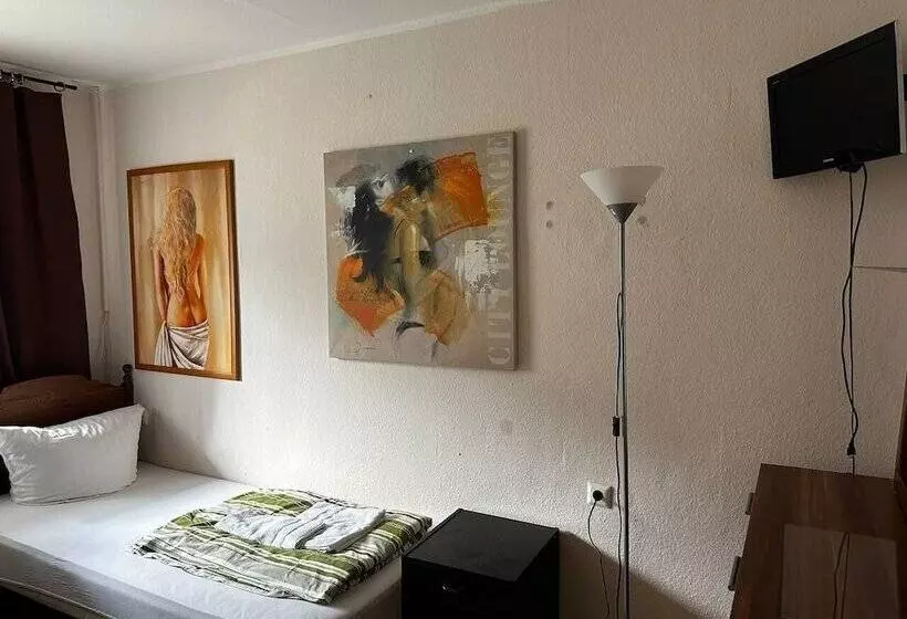 Wg Hostel