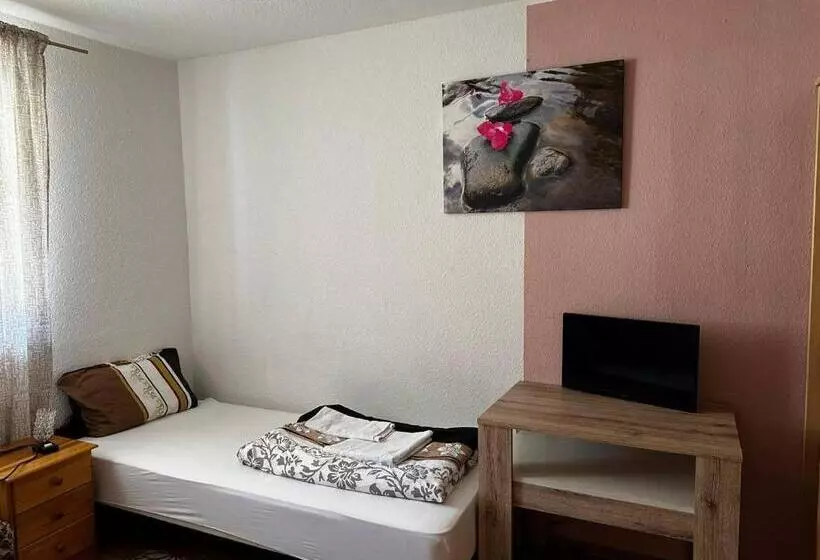 Wg Hostel