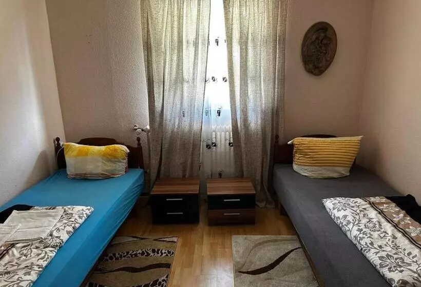 Wg Hostel