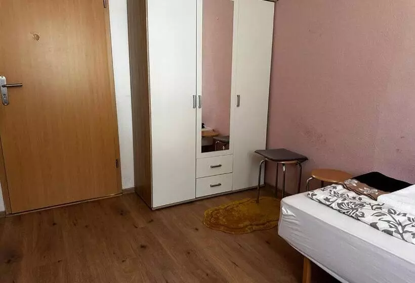 Wg Hostel