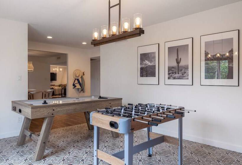 Bright Eyes By Avantstay Chic Boho Retreat, Pool