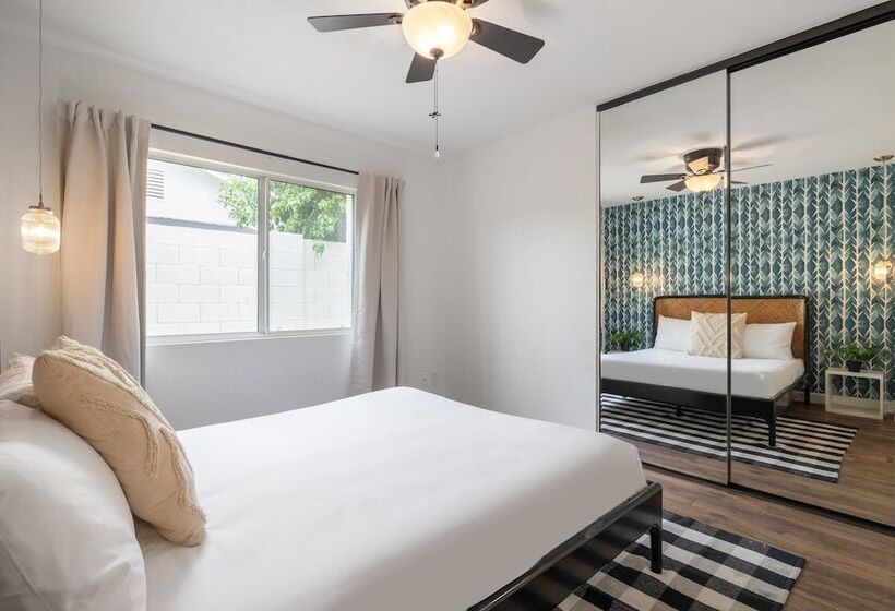 Bright Eyes By Avantstay Chic Boho Retreat, Pool