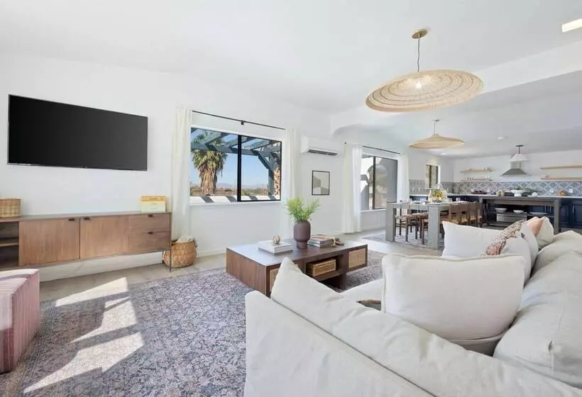 Carmella By Avantstay Modern Jtree Home W/ Large Outdoor Area!