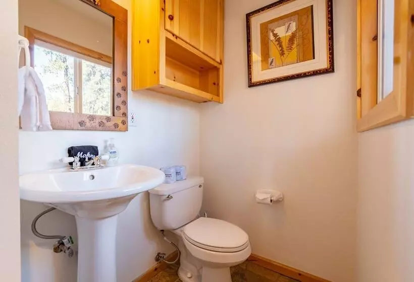 Clover By Avantstay Gorgeous Ski In/ Ski Out Home W/ Game Room & Hot Tub!