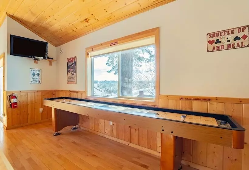 Clover By Avantstay Gorgeous Ski In/ Ski Out Home W/ Game Room & Hot Tub!