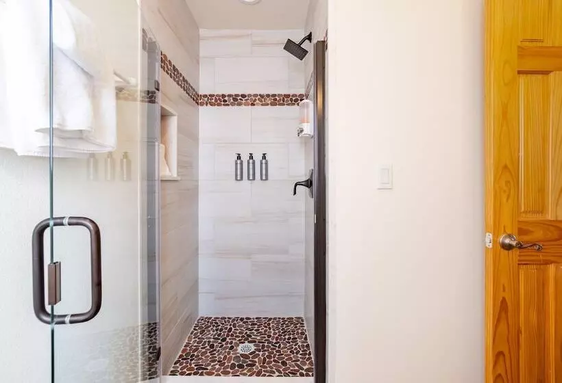Clover By Avantstay Gorgeous Ski In/ Ski Out Home W/ Game Room & Hot Tub!