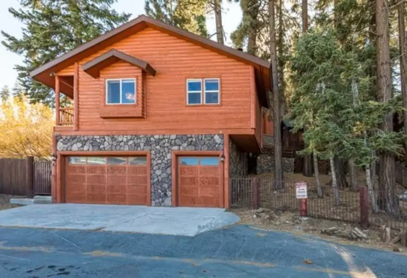 Clover By Avantstay Gorgeous Ski In/ Ski Out Home W/ Game Room & Hot Tub!