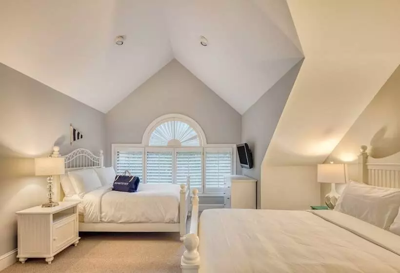 Hilton Ivory By Avantstay Luxe Home + Pool/patio