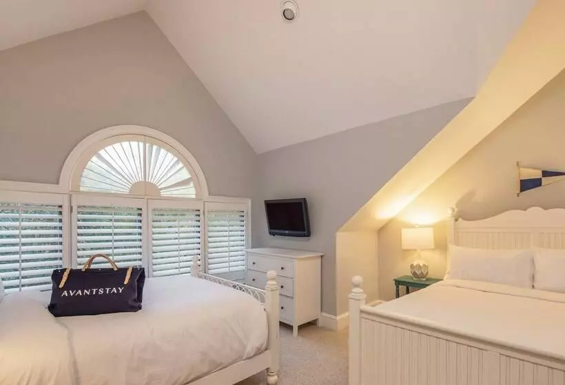 Hilton Ivory By Avantstay Luxe Home + Pool/patio