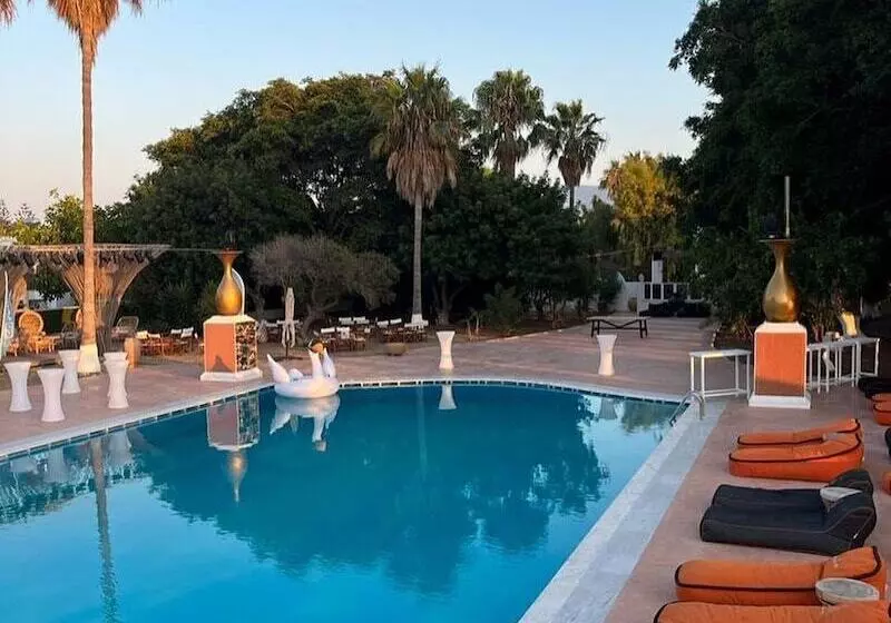 ホテル Black Amber Boutique