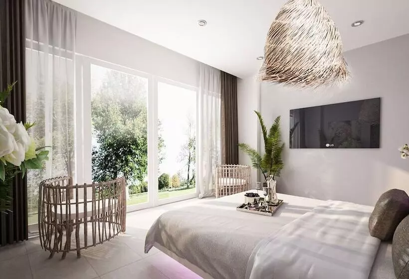 ホテル Black Amber Boutique