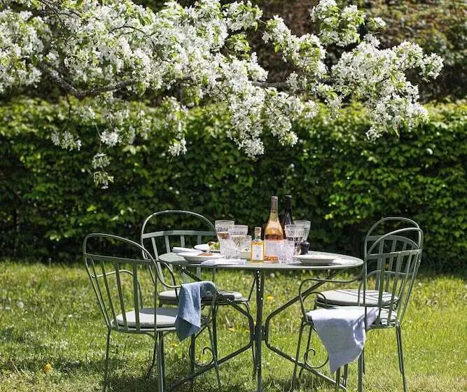 ホテル Domaine De Primard