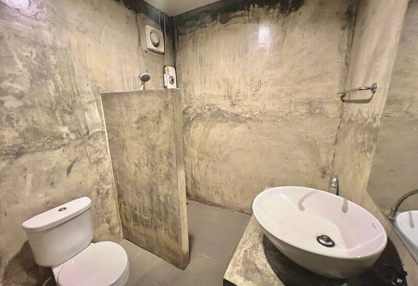 Otel Phupa Beach Resort