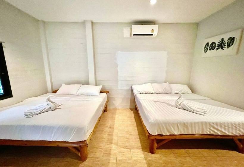 Otel Phupa Beach Resort