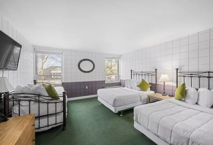 Hotelli The Fountain Inn