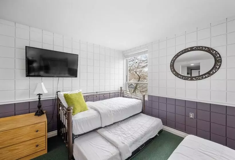 Hotelli The Fountain Inn