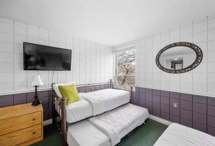 Hotelli The Fountain Inn