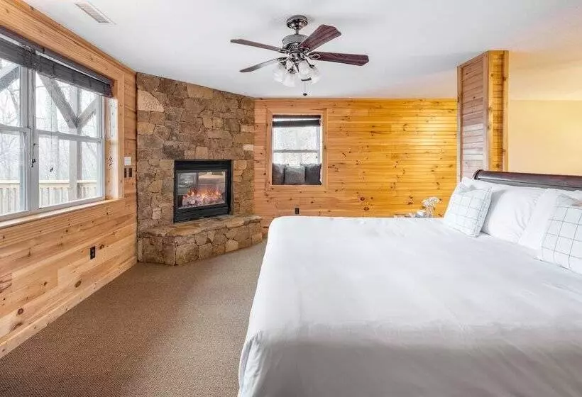 Leyland By Avantstay Cabin Mansion W/ Views