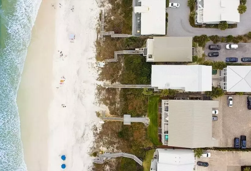 Marlin By Avantstay Beachfront Mansion W/ 10 Bdrs & Multiple Living Spaces & Kitchens!