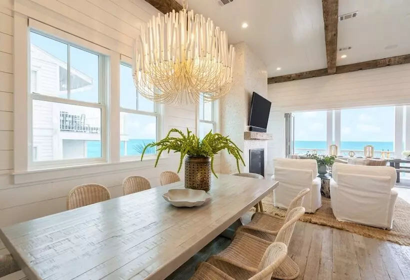 Marlin By Avantstay Beachfront Mansion W/ 10 Bdrs & Multiple Living Spaces & Kitchens!