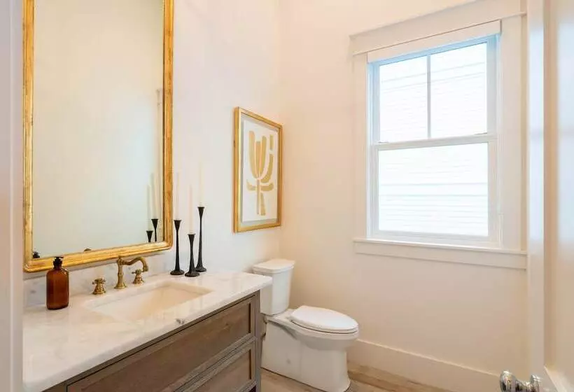 Marlin By Avantstay Beachfront Mansion W/ 10 Bdrs & Multiple Living Spaces & Kitchens!