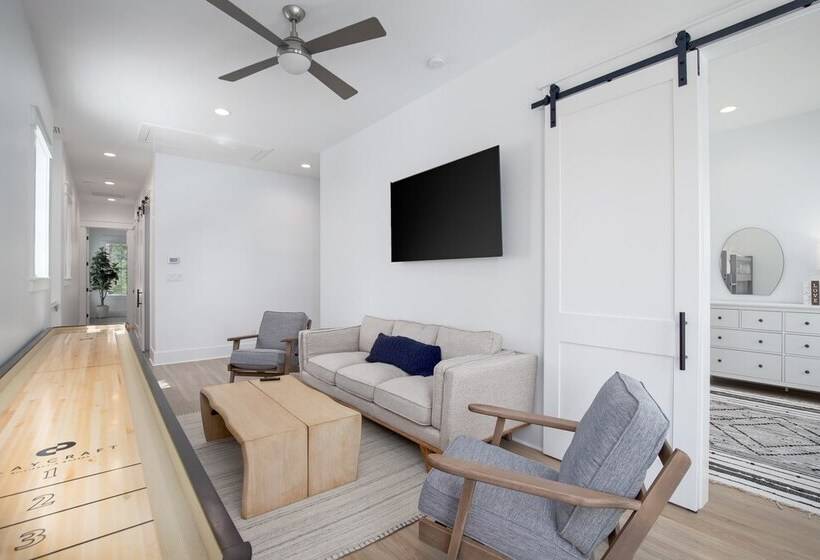 Mockingbird By Avantstay Modern Design Minutes From The Beach