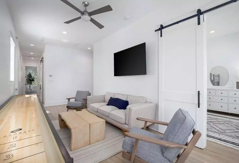 Mockingbird By Avantstay Modern Design Minutes From The Beach