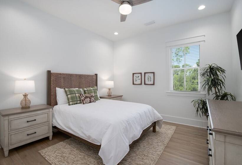 Mockingbird By Avantstay Modern Design Minutes From The Beach