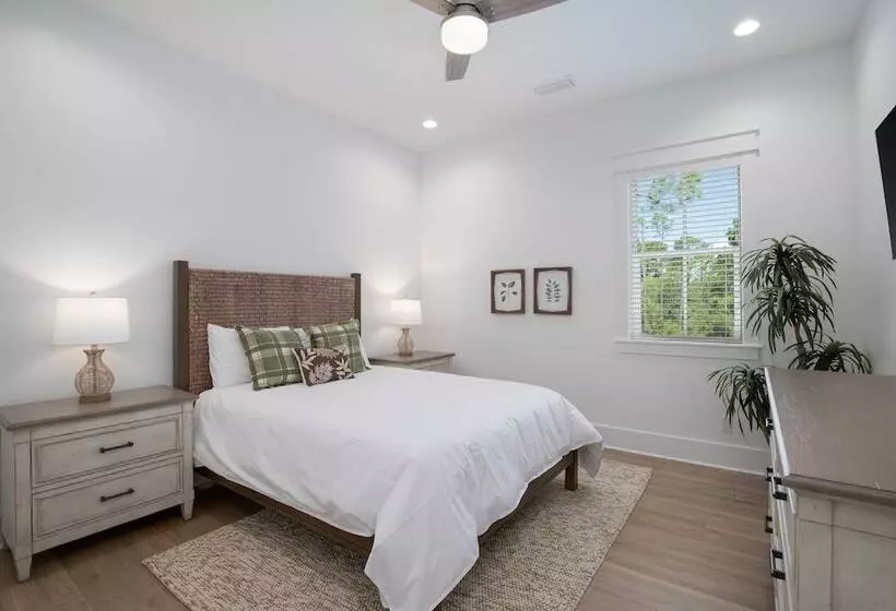 Mockingbird By Avantstay Modern Design Minutes From The Beach