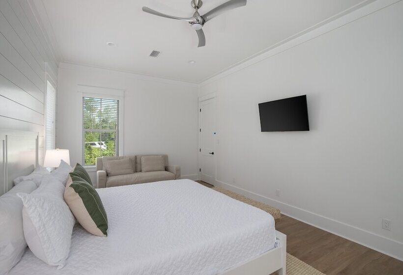 Mockingbird By Avantstay Modern Design Minutes From The Beach