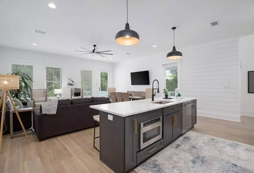 Mockingbird By Avantstay Modern Design Minutes From The Beach