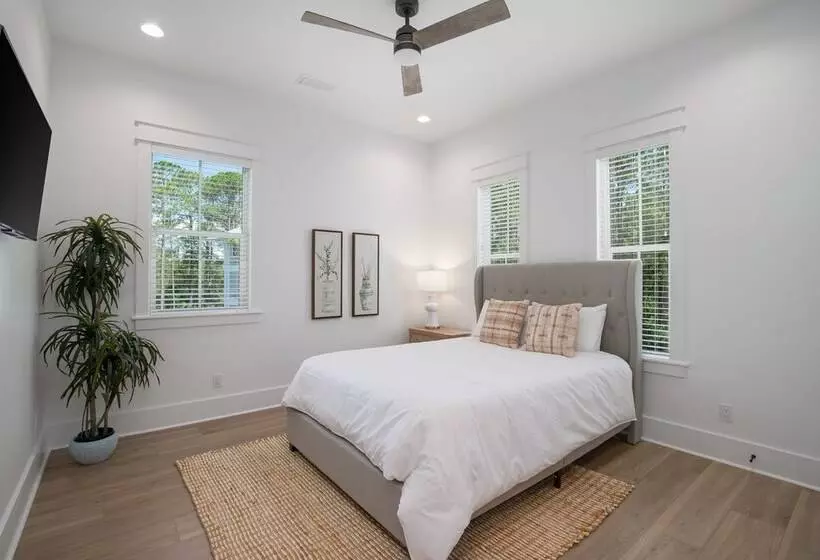 Mockingbird By Avantstay Modern Design Minutes From The Beach