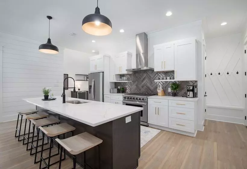 Mockingbird By Avantstay Modern Design Minutes From The Beach